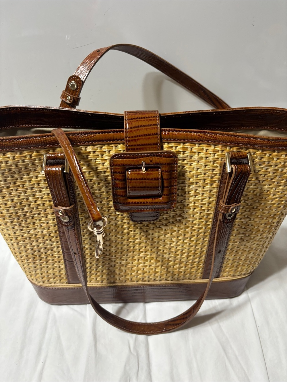 Brahmin Natural Woven Tote with Brown Trim. EUC - Picture 6 of 9